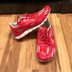 SOLD❗️Red and white Nike Free 5.0